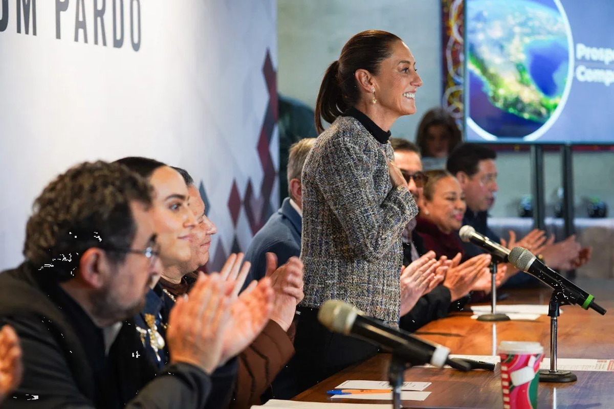 Sheinbaum se compromete con el aumento al salario mínimo