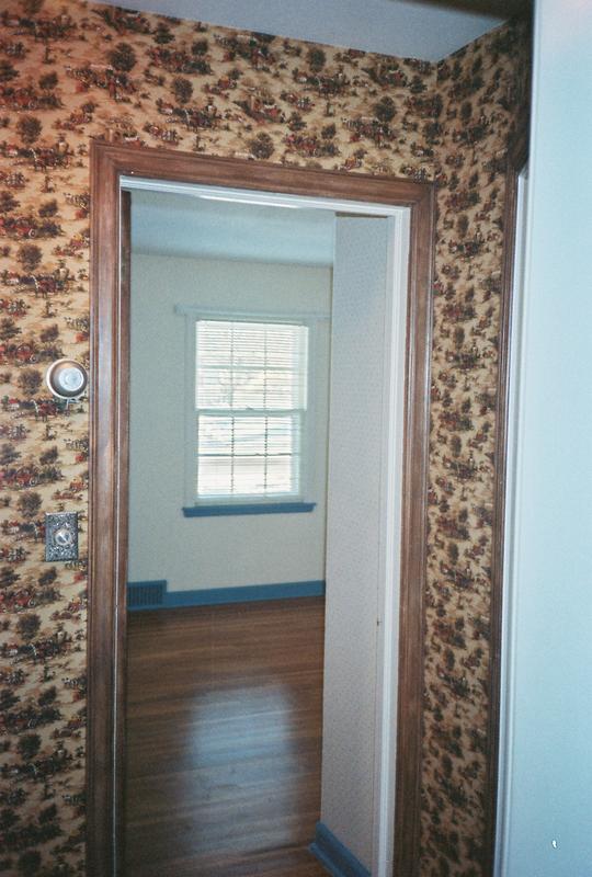 R1-05736-0016.jpg