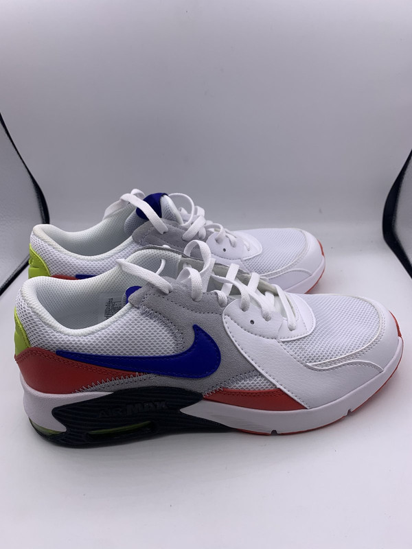 NIKE AIR MAX EXCEE ATHLETIC SIZE 6Y RED WHITE BLUE AND GREEN | MDG Sales,  LLC