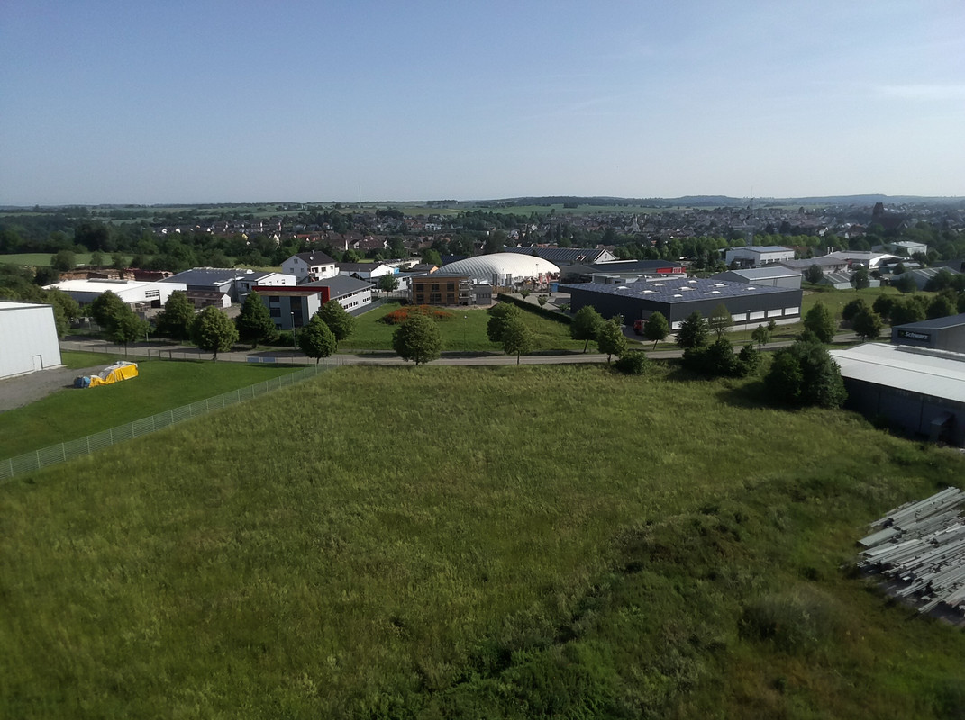 55616E3C-5D73-4442-8629-A04BAFEB5A2E