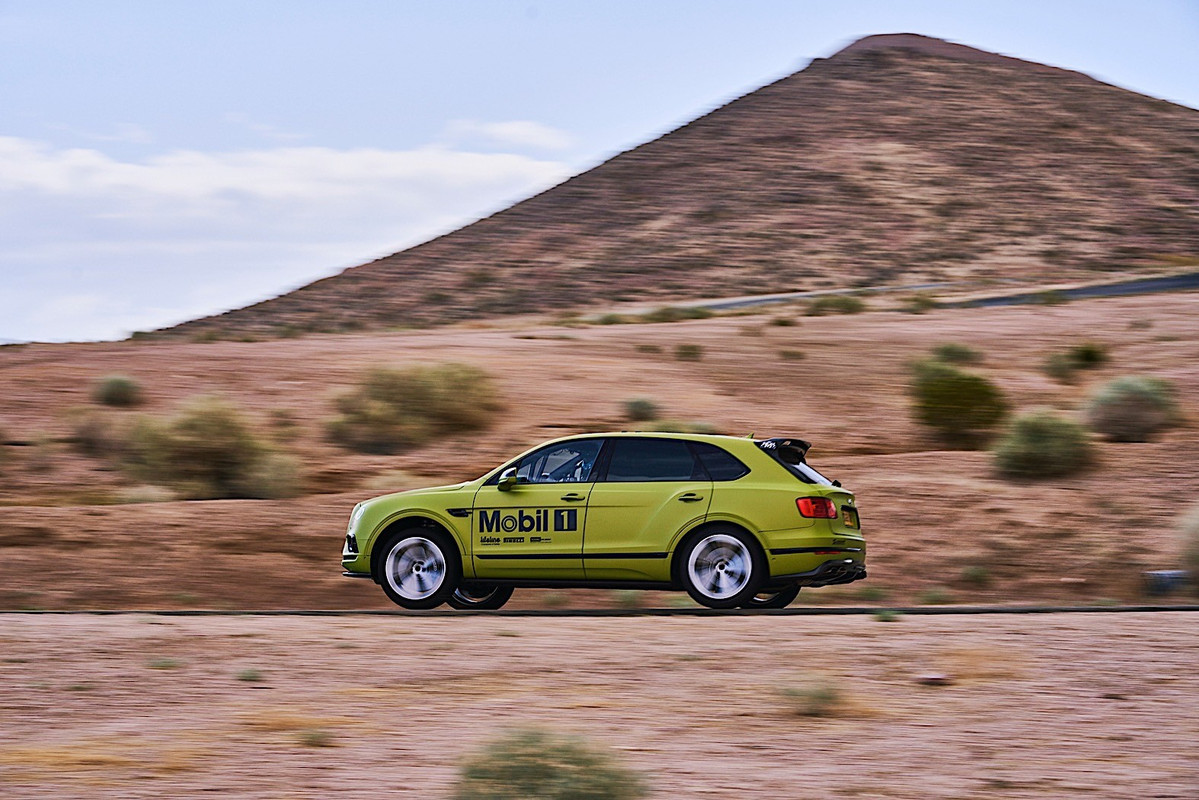 Bentley Bentayga for Pikes Peak International Hill Climb (2)