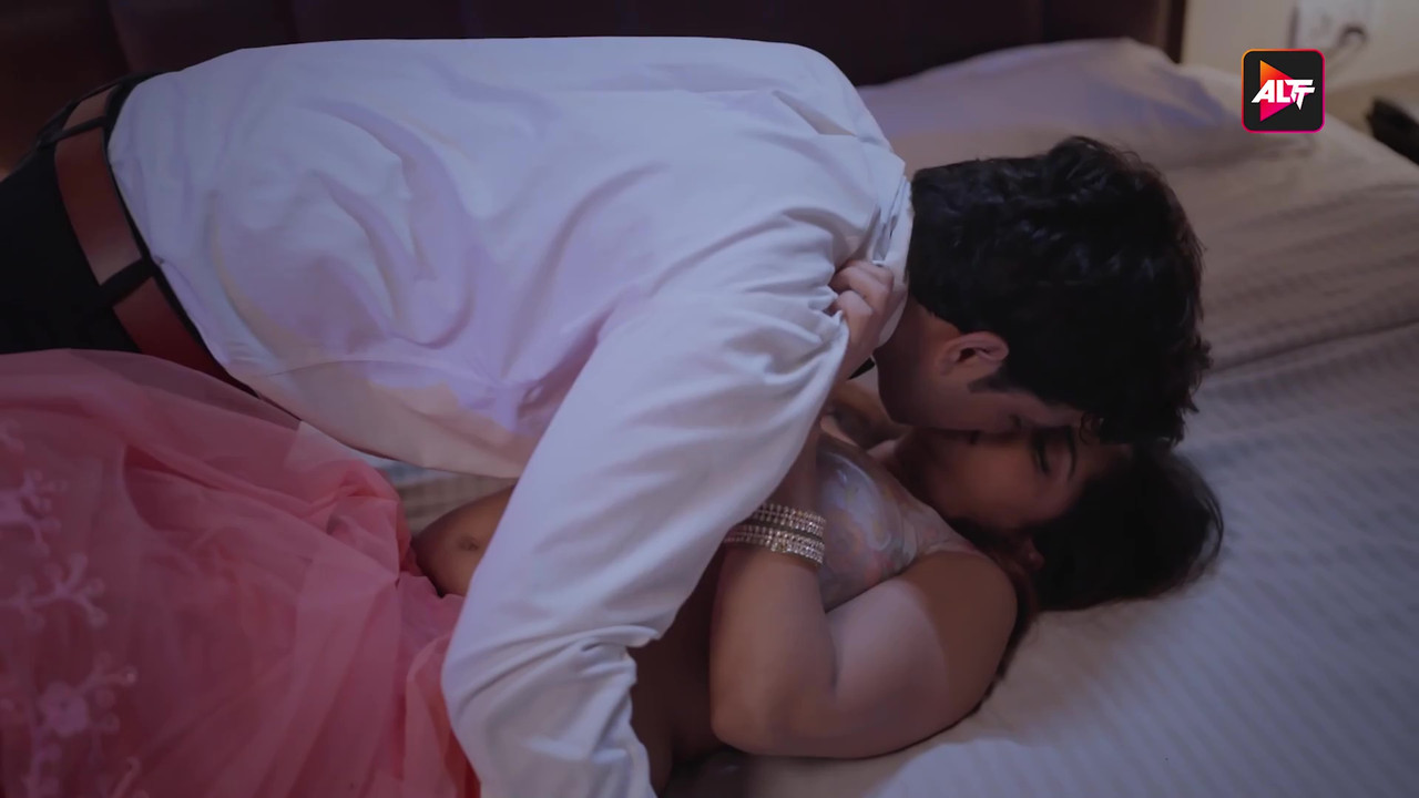 vlcsnap-2025-06-24-00h08m36s720