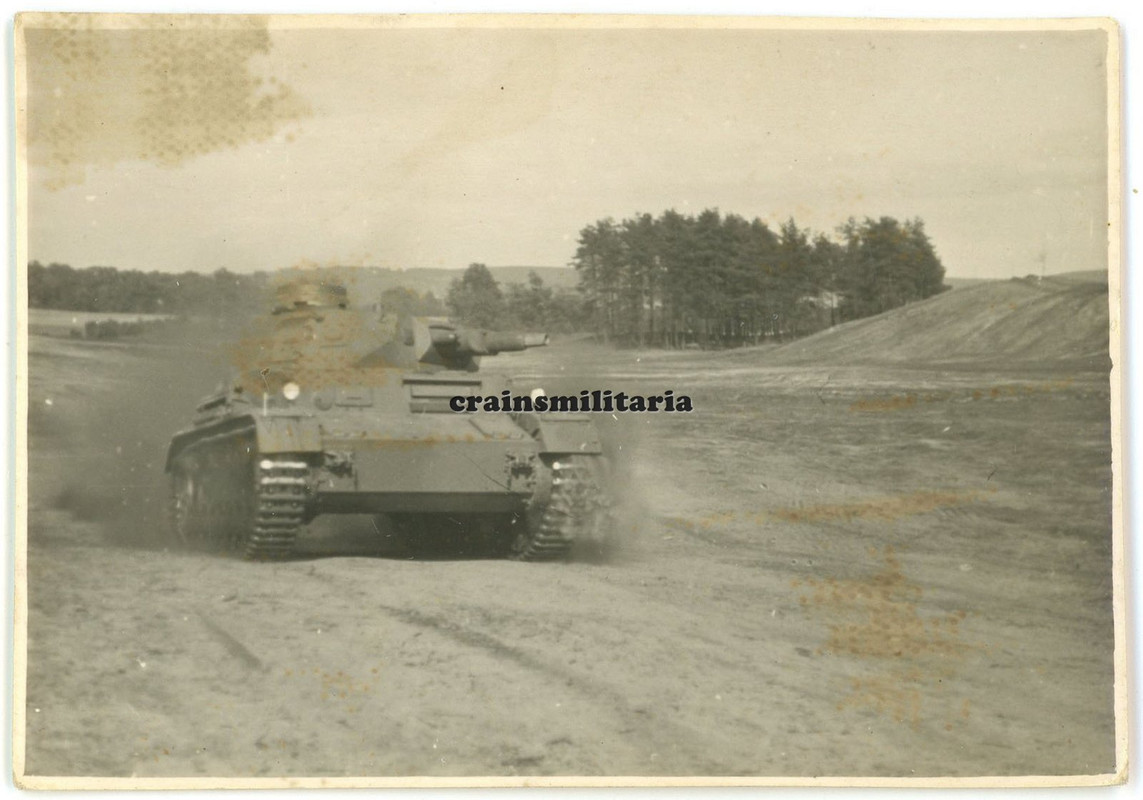 Orig. Foto Panzer IV Tank auf Zug bei Eisenbahntransport (1)