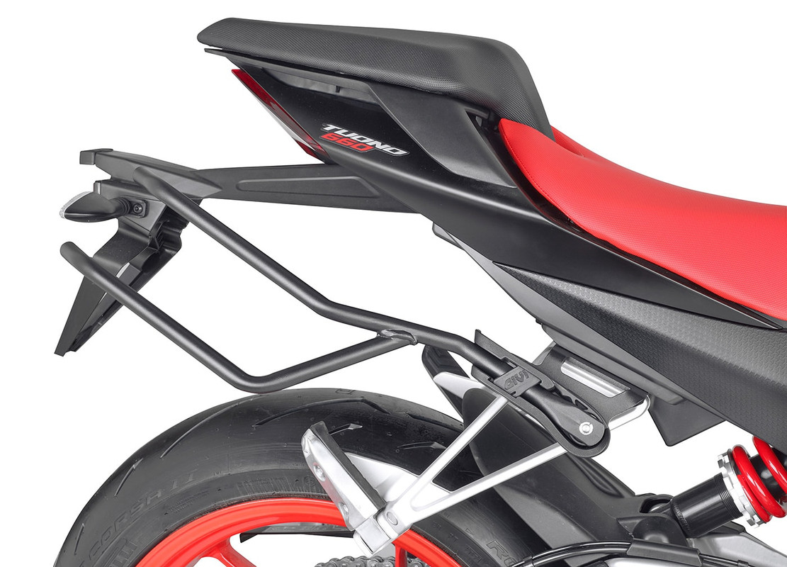 4B0E5242-11C0-4DCE-B77C-377AC2BCA644