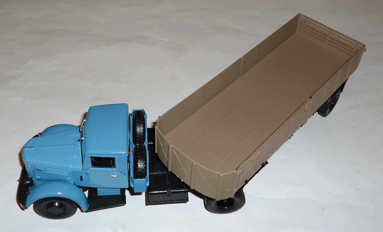 МАЗ-200В   МАЗ-5215