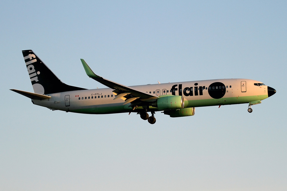 046_B737-86J_C-FFLJ ∕ 803_Flair Airlines