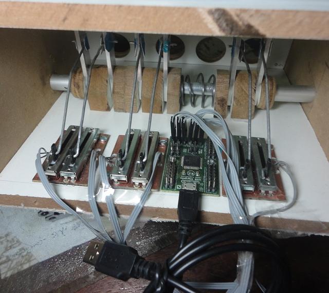 Projeto Quadrante Throttles - Página 2 Potenciometros_alavancas