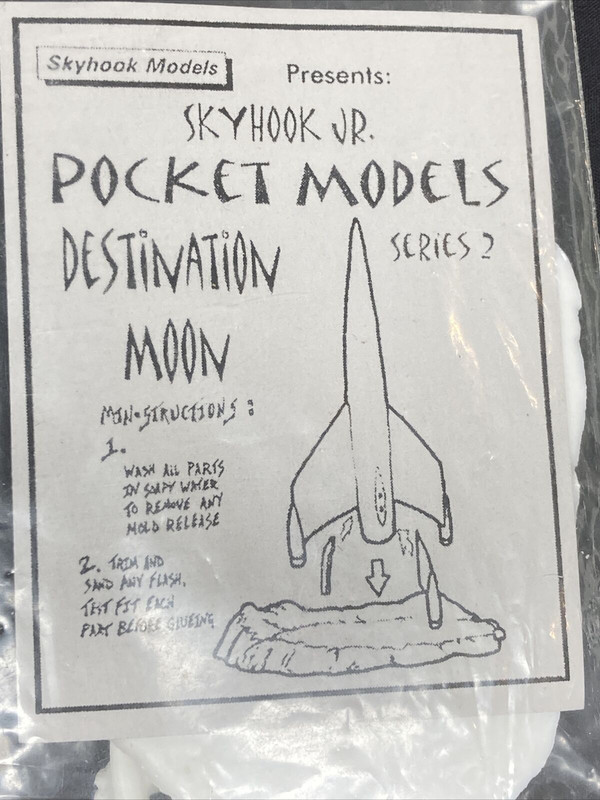 SKYHOOKS MODELS LUNA (1)