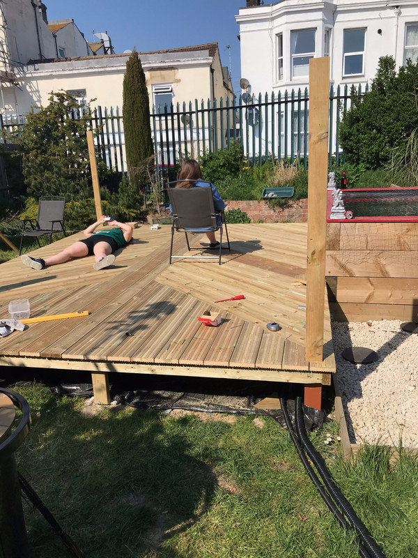 B1FBE7D5-DC38-4D77-B51E-7F16BECC7E0D