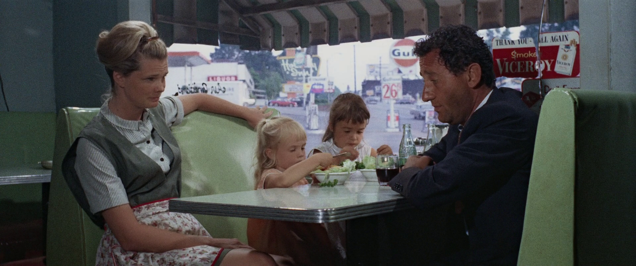 vlcsnap-2023-03-15-18h01m06s055