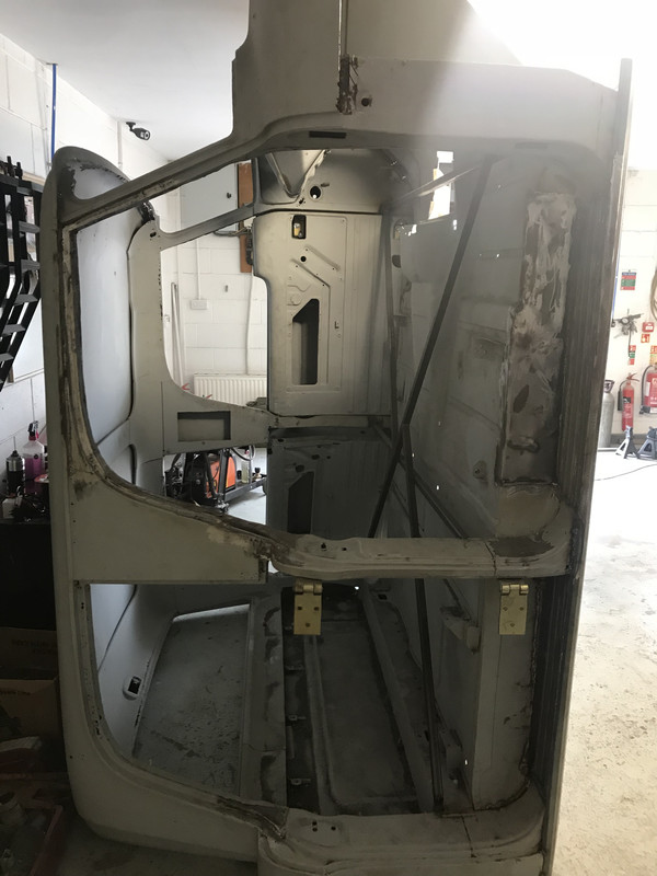 742BD024-95A3-44F1-838E-89362F06F72F