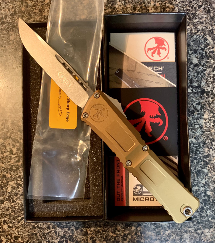 7804C4F8-6243-4E1A-8CC9-61AE630EA951