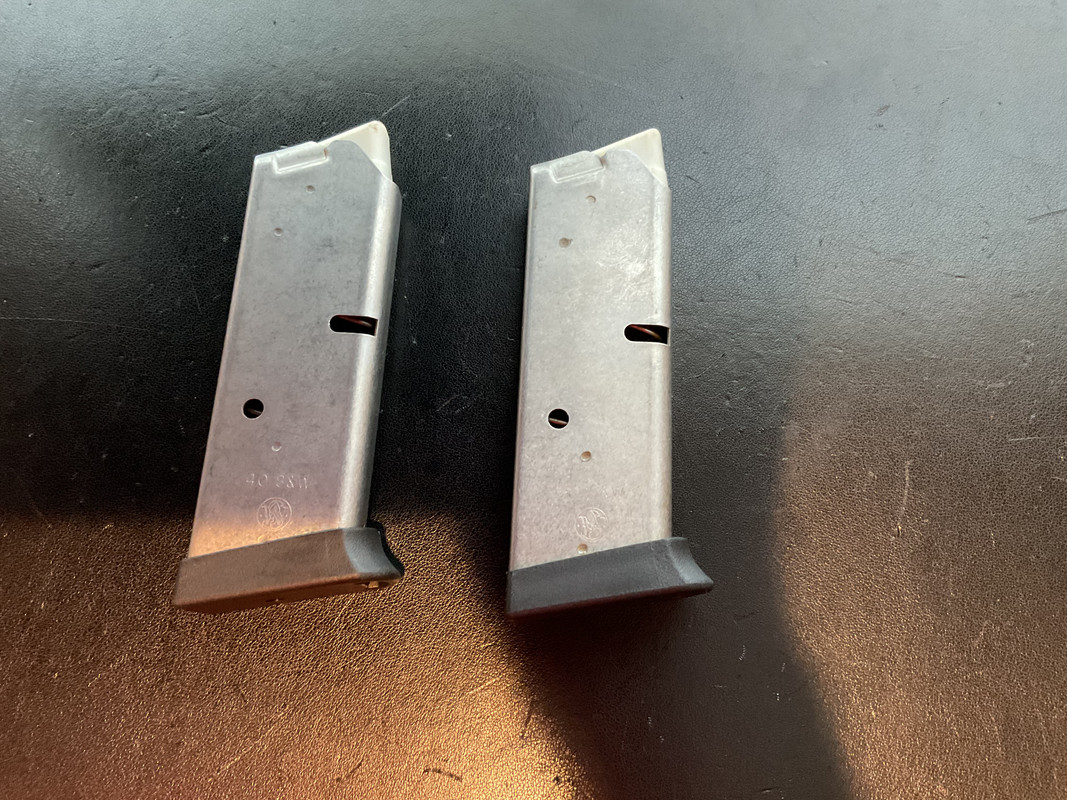 EA059D6B-EE41-46B0-90D0-4A3C254C64E3