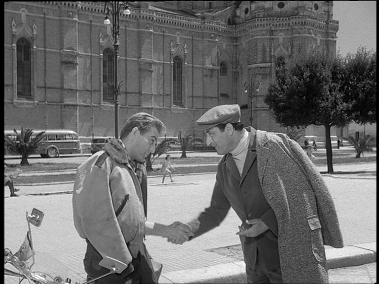 vlcsnap-2018-08-19-05h07m33s873