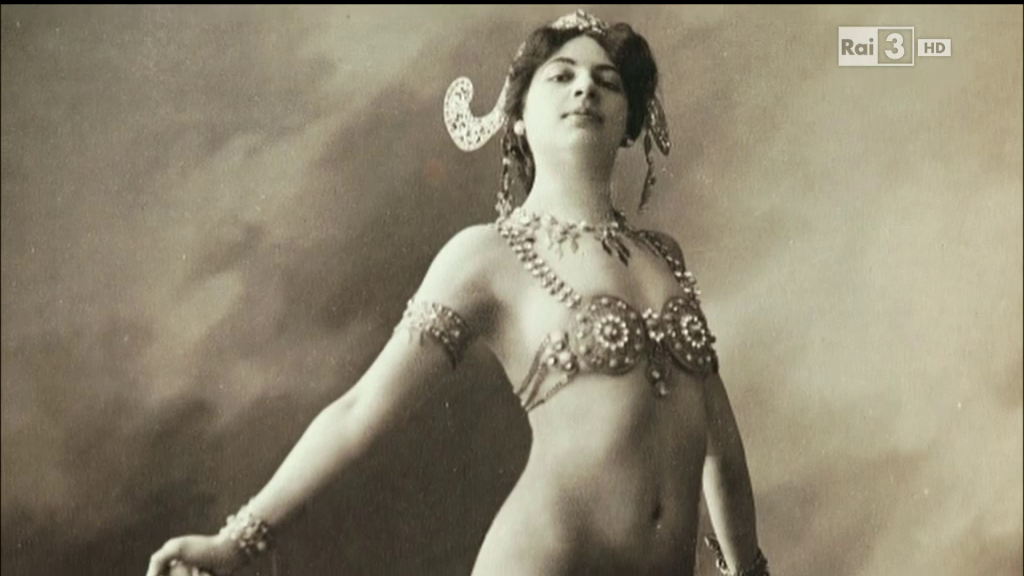 vlcsnap-2015-04-12-17h37m34s22