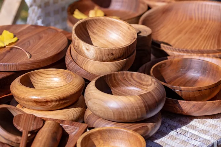 Why Seal Wooden Plates and Bowls