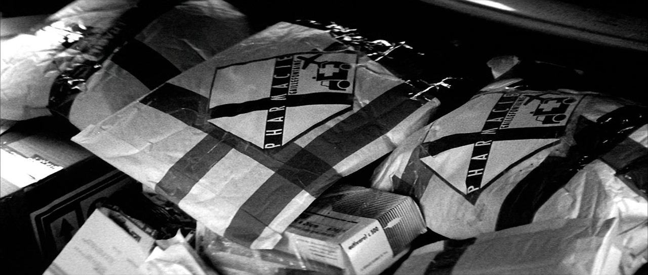 Spy Game (2001) (1080p BluRay x265 FreetheFish)-9