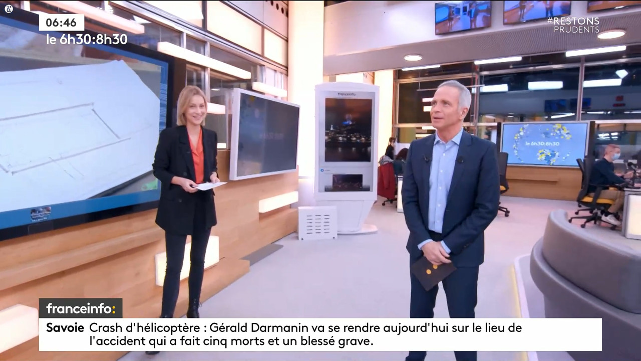 12.09 - 05.29.00 - Le 6h30 9h30. Entre JT, chroniques, invités et rev....ts_snapshot_00.23.43.958