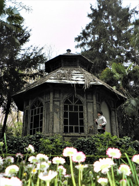 JARDINES CAMPO DEL MORO-29-4-2012-MADRID - Paseando por España-1991/2015-Parte-1 (32)