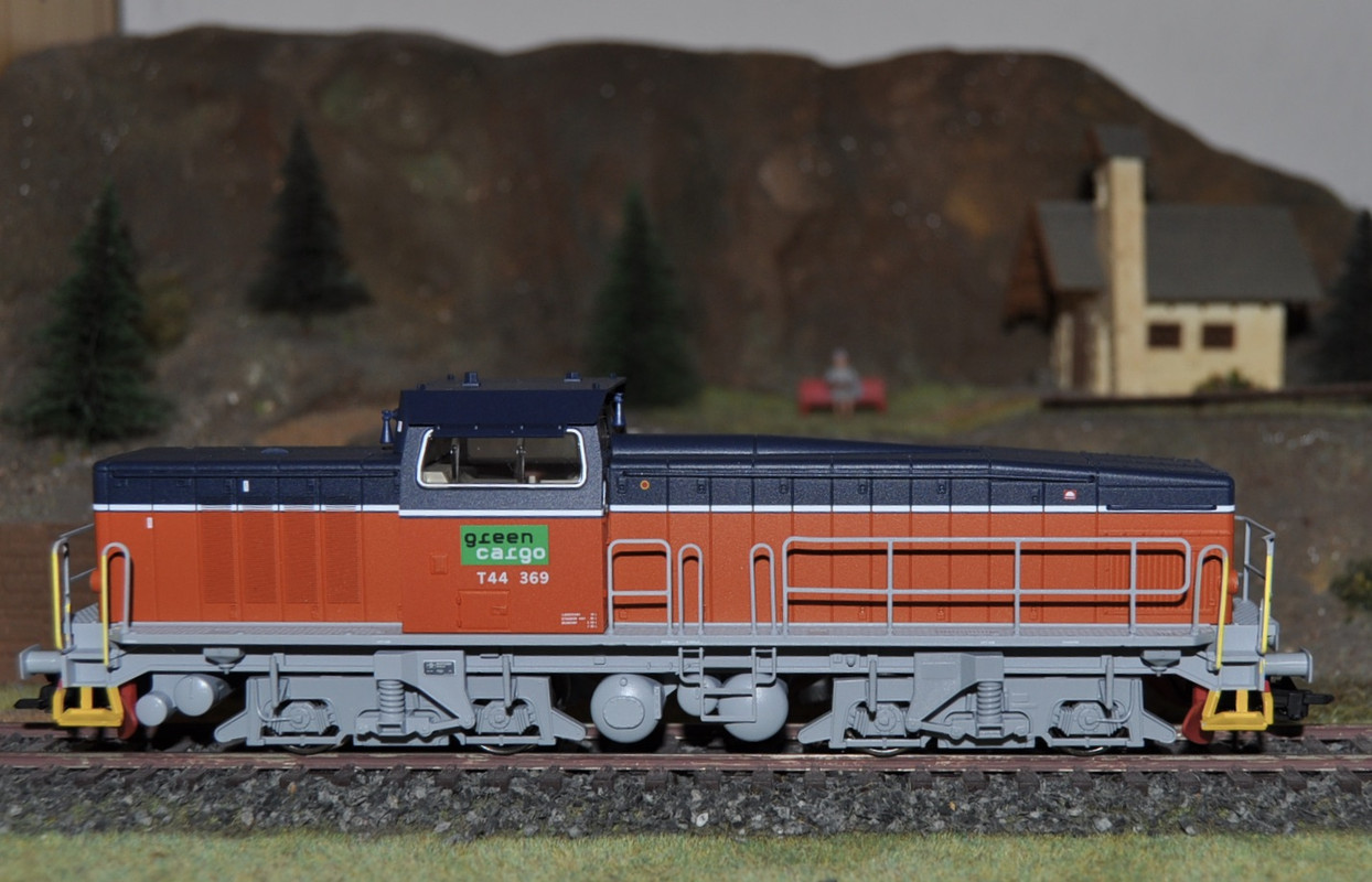 3B38267A-4435-42A5-A5BE-F2E0D76838B5_1_201_a