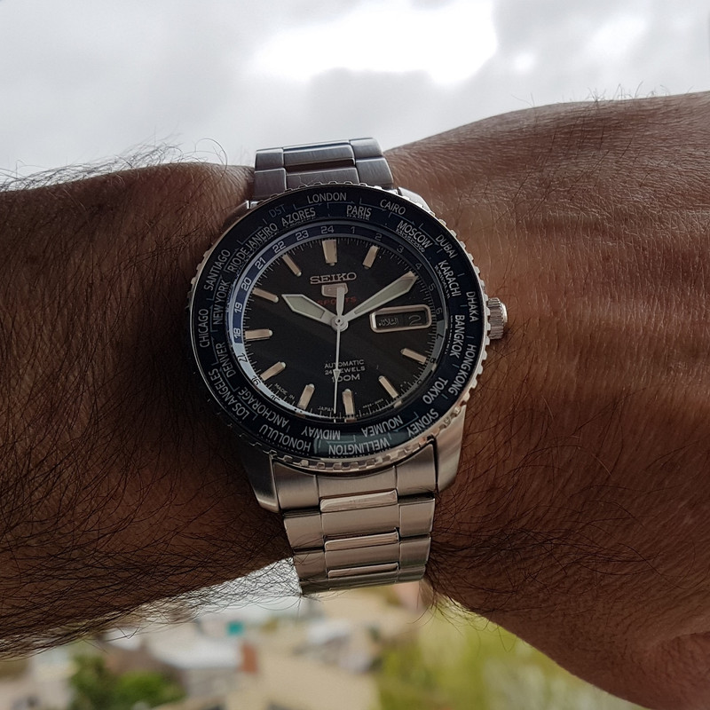 Seiko 5 Sports SRP125 World Time Cal. 4R36 Auto 100M  (2)