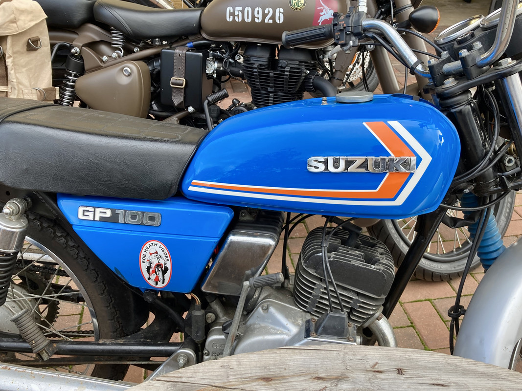 9FABAFB0-0082-45A0-9AA6-9508BAFA5584