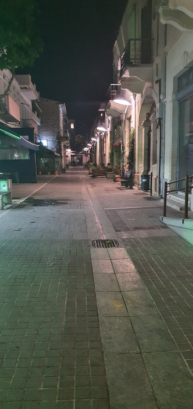 τρια