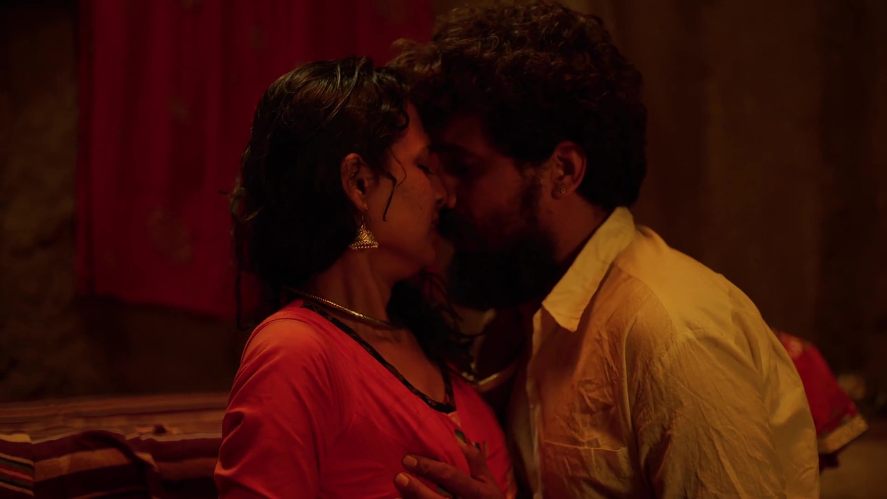 [Image: vlcsnap-2025-10-28-19h25m11s196.jpg]