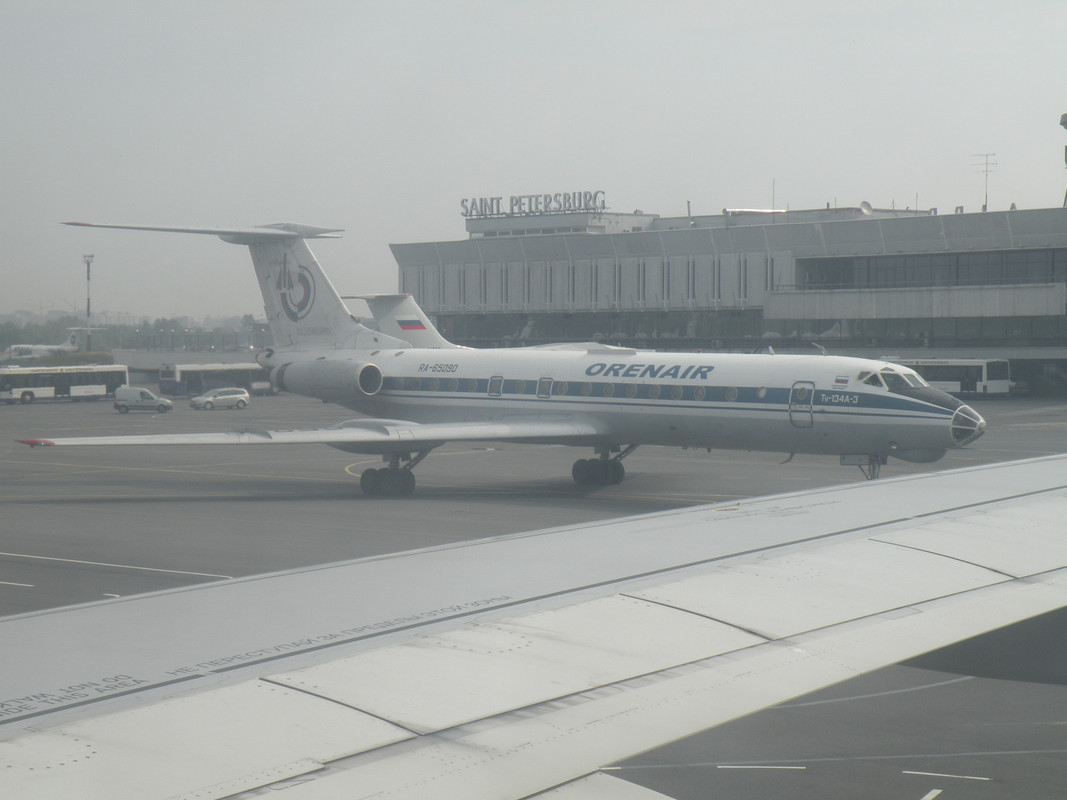 Ту-134 RA-65090 (1977-2014) ОренЭйр (Оренбургские Авиалинии) Пулково Санкт-Петербург 2010