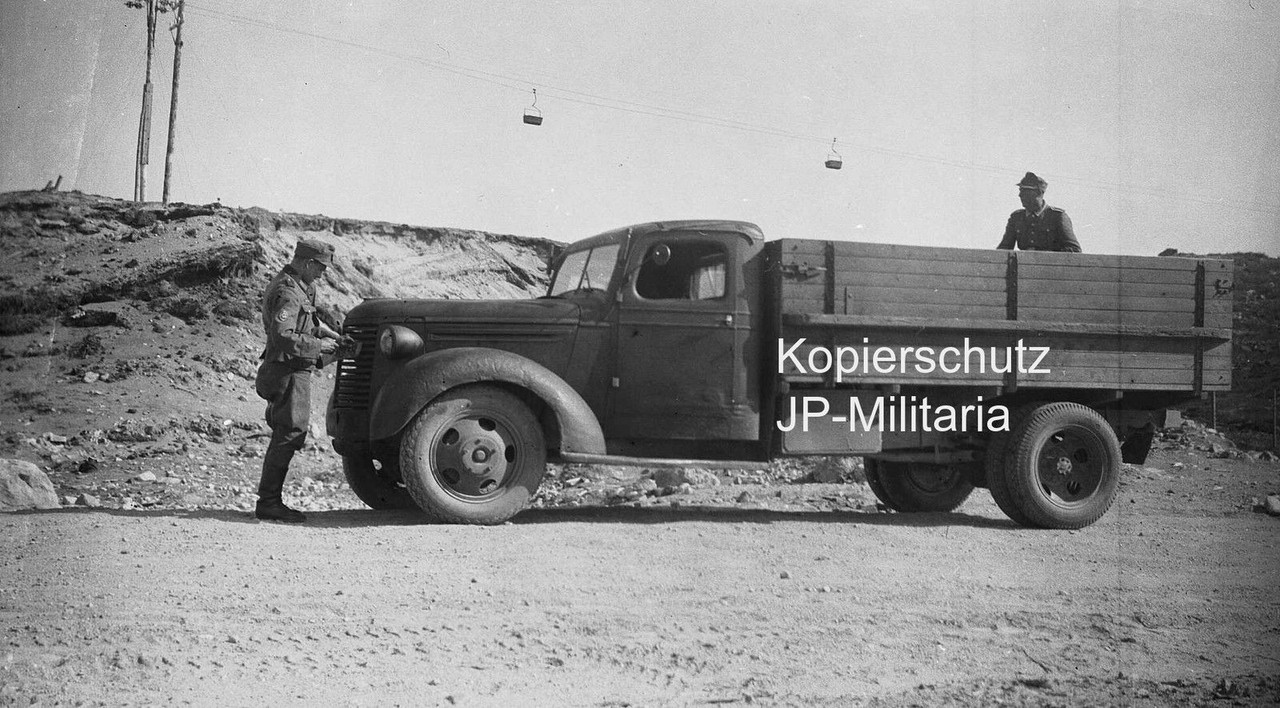 Original SW Negativ für Foto Wehrmacht Gebirgsjä