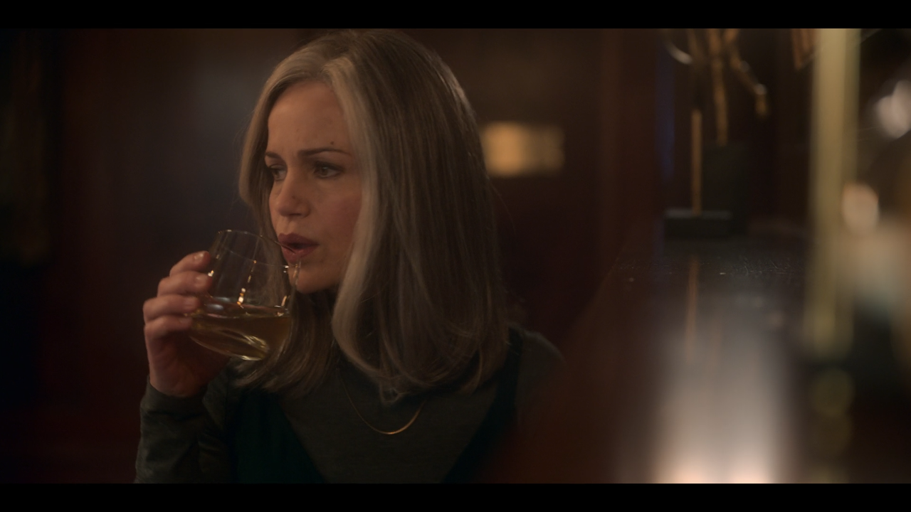 The.Haunting.Of.Bly.Manor.S01E01.Il.Gran.Bel.Posto.iTALiAN.MULTi.1080p.WEB.x264-MeM.mkv_snapshot_04.