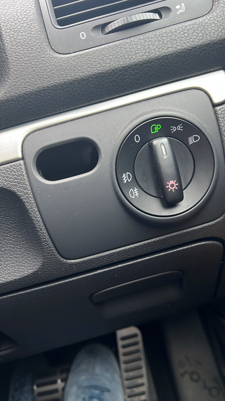 6FB7F7EE-DC84-41A4-B4A7-0685089E84ED