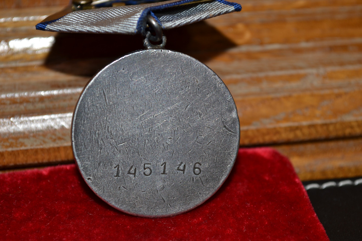 Медаль за отвагу сша