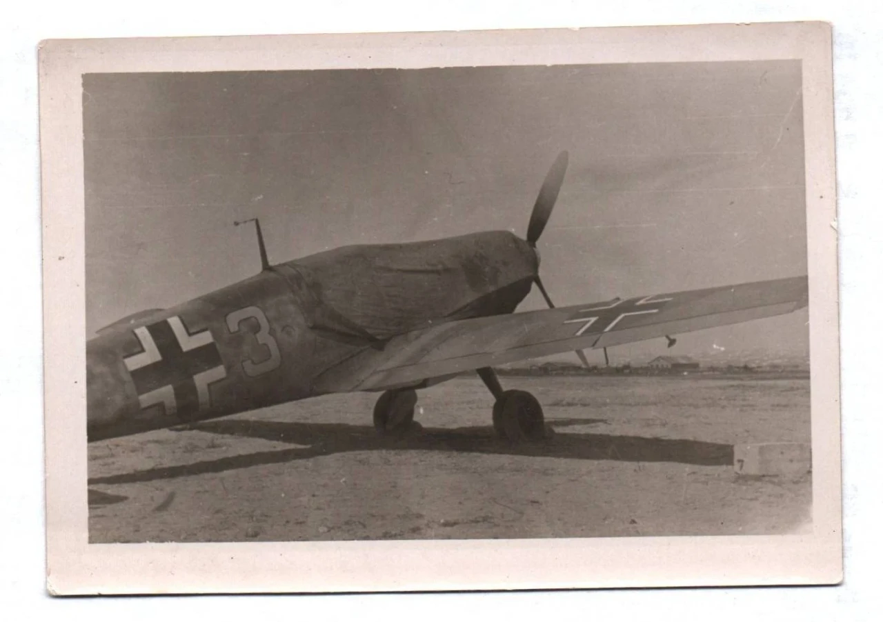 Foto 2 Wk Me109 Flugzeug Jagdflugzeug CAMO Plane Verdeck Balkenkreuz WW2