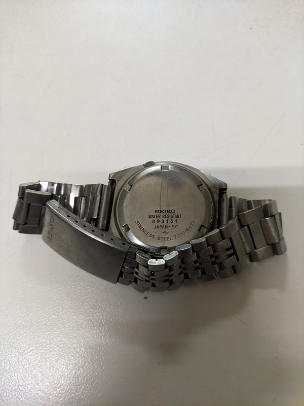 PXL 20251026 190238078