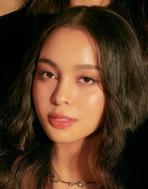 Savanna Blanca Collins