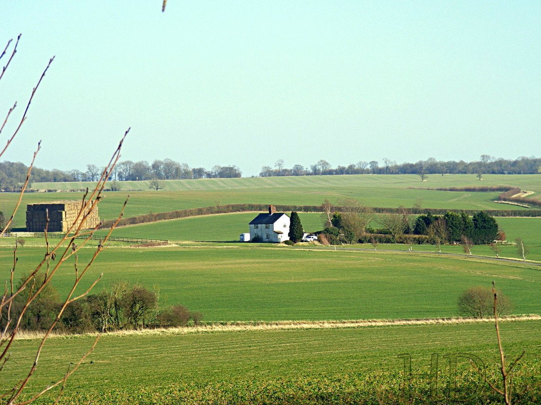 field-haystacks-march-HD-2.jpg