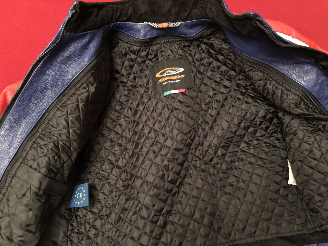 33D905E5-301B-4F06-B67E-BA1FCC7F9684