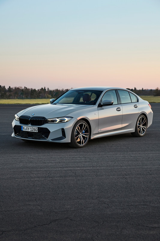 P90462507_highRes_the-new-bmw-3-series