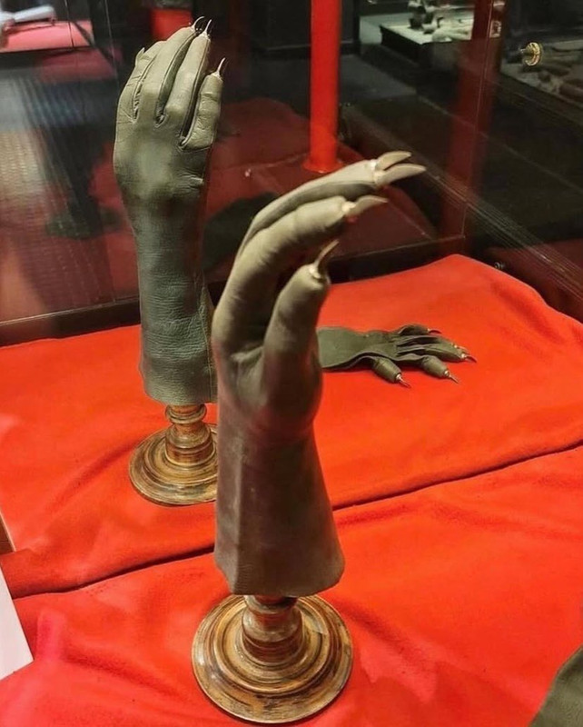 self-defense-glove-1