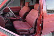 RED-PATHFINDER-SEATS.jpg