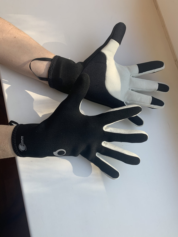 9124E536-1AAD-4B6F-B819-D196A2B0B69D