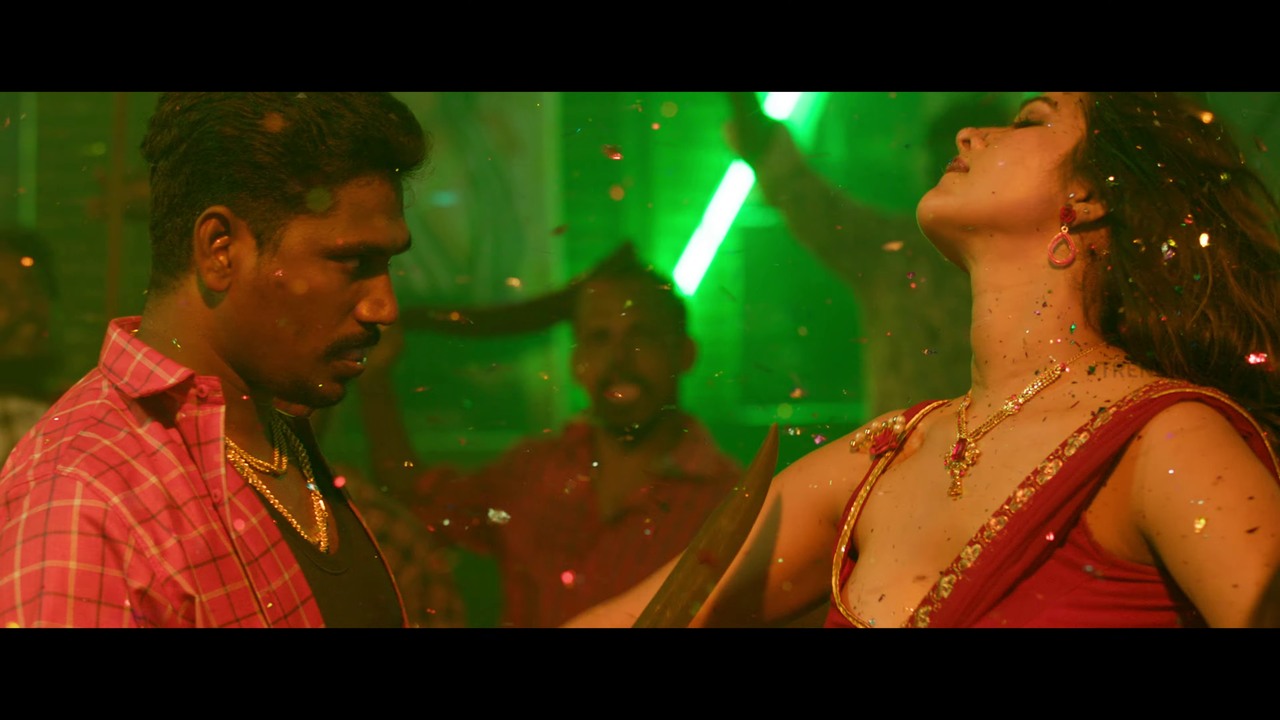 vlcsnap 2025 11 25 23h28m38s434