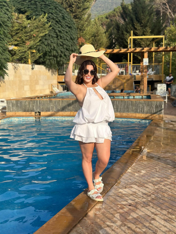 إليسا أندونيان فضيحة 2026 - صور مثيرة | عري إليسا أندونيان 2025! Elissaandonian-1756220970027