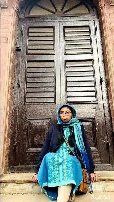 photo_6084648841207990446_y