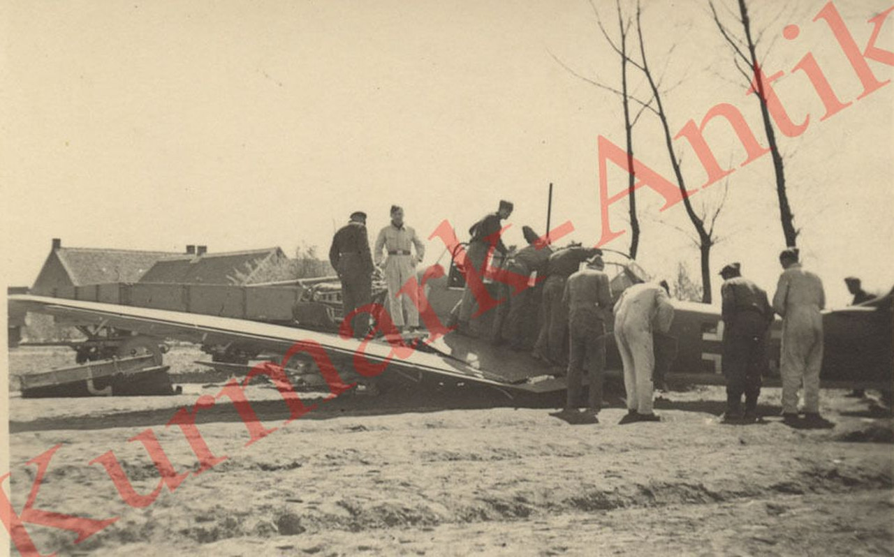 2.(F) Aufkl.Gr.33 Flugzeug ME110