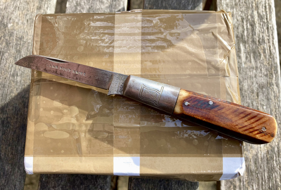 51F08B58-1D51-4A09-994D-50F2BF5D9B6C