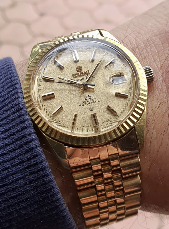 C3152BF1-A763-48B3-B265-105DCE0AC26D