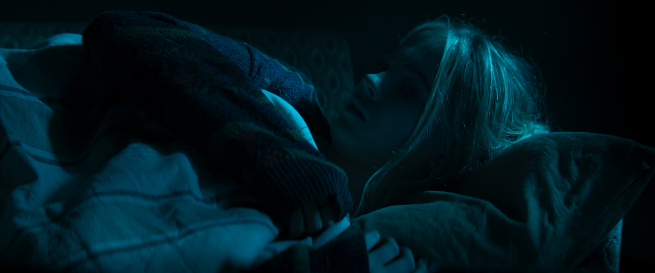 mpv-shot_Baghead.2023.2160p.WEB-DL.SDR.HEVC-Нечипорук_00_11_36_0003