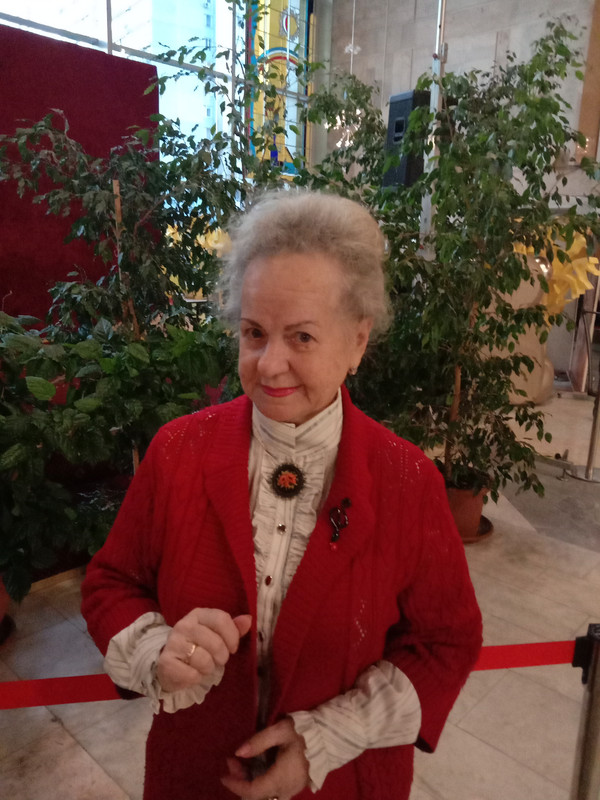 На концерте 15